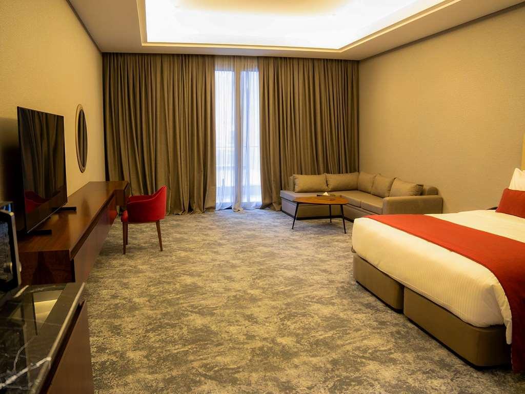 Ramada Hotel & Suites By Wyndham Erbil 32 Park חדר תמונה